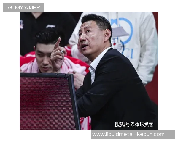 上海篮球队战术选择引发热议球迷与专家各执己见探讨未来发展方向
